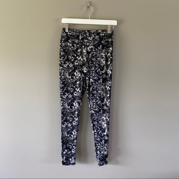 GAIAM Yoga Leggings Sz Small - Picture 1 of 7
